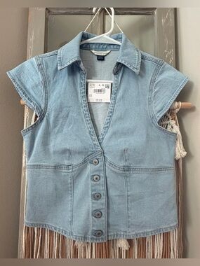 NWT AE collared v-neck denim shirt size XS